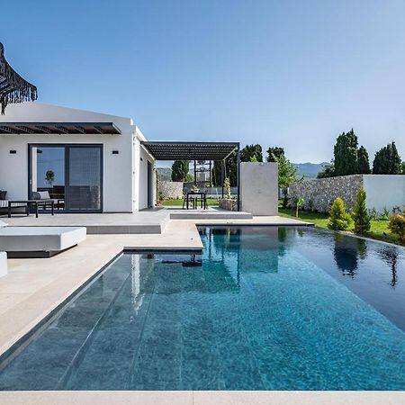 Campo Premium Stay Private Pool Villas 科斯镇 外观 照片